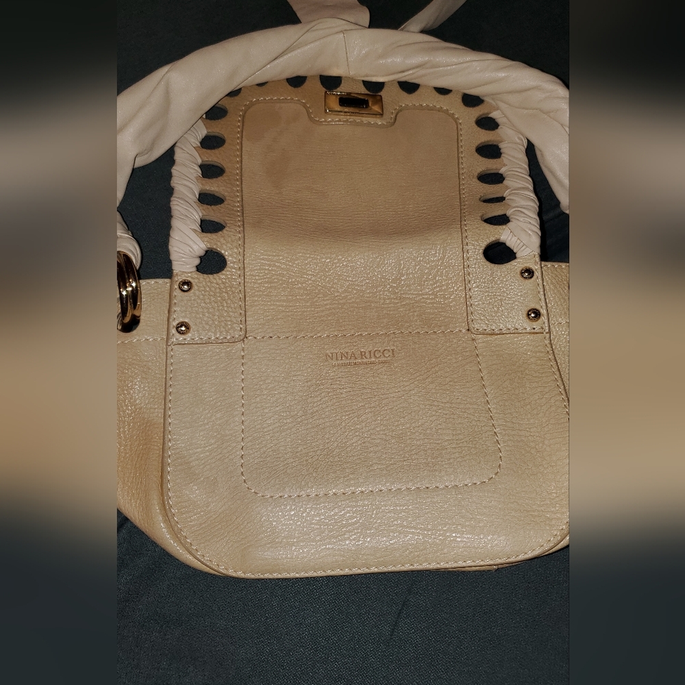 Nina Ricci Handbag - Picture 9 of 17